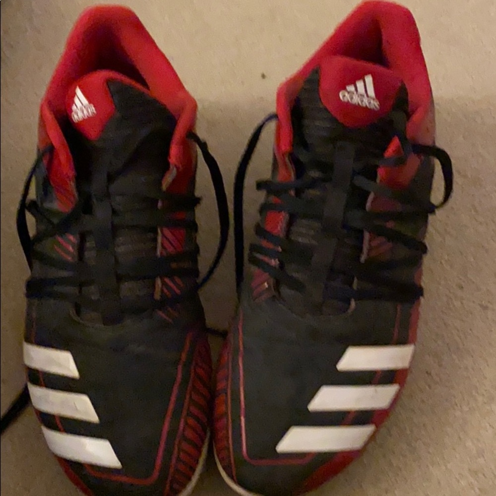 Kids baseball spikes